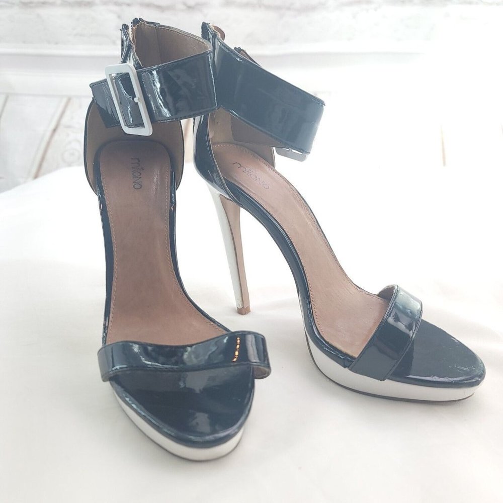 Milano Womens Black Leather Open Toe Stiletto Heel Ankle Strap Sandals Size 8
